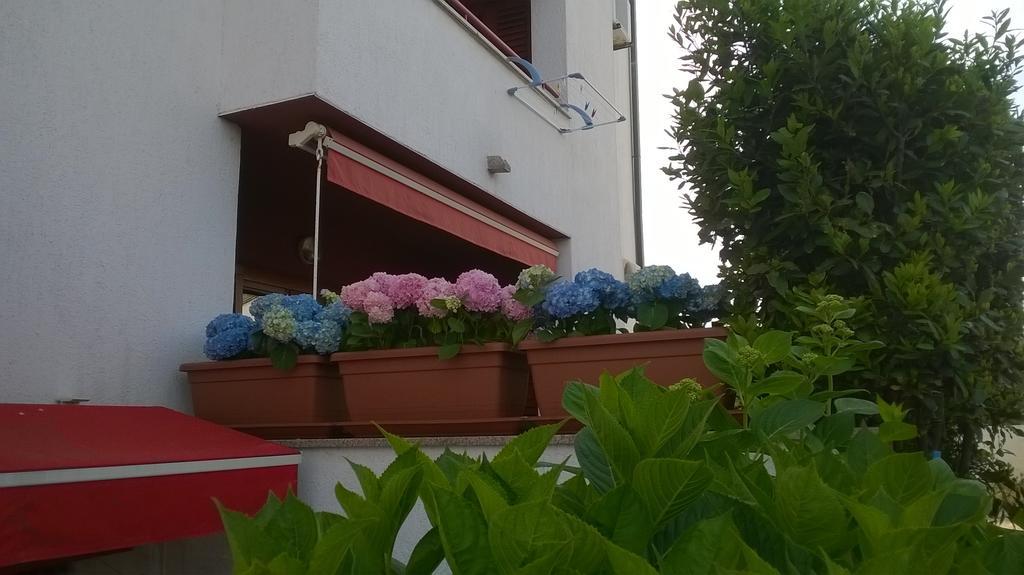 Apartmani Adrijan Krk Krk Town Chambre photo