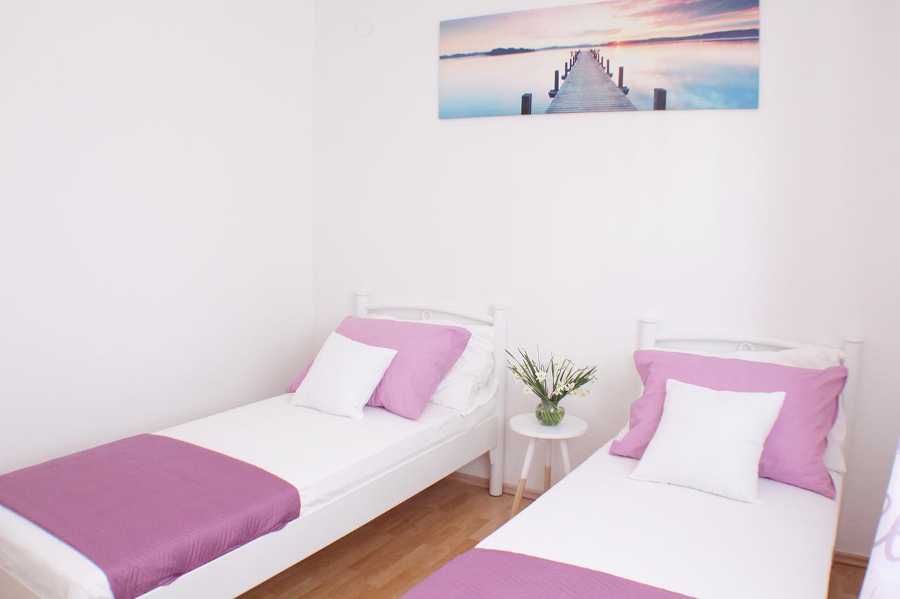 Apartmani Adrijan Krk Krk Town Extérieur photo